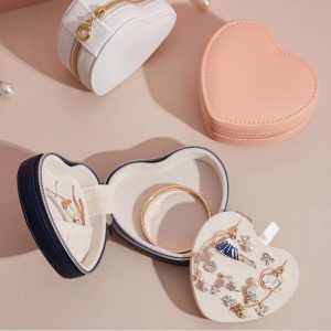 Heart Faux Leather Jewelry Box - Image 6