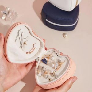 Heart Faux Leather Jewelry Box - Image 3